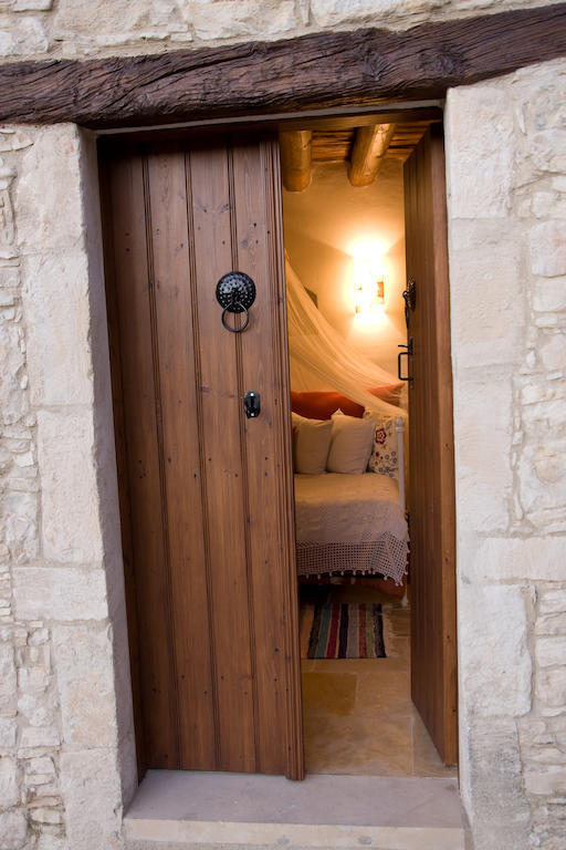 Xenios Cottages Lofou Ruang foto