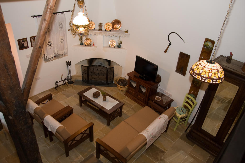 Xenios Cottages Lofou Ruang foto